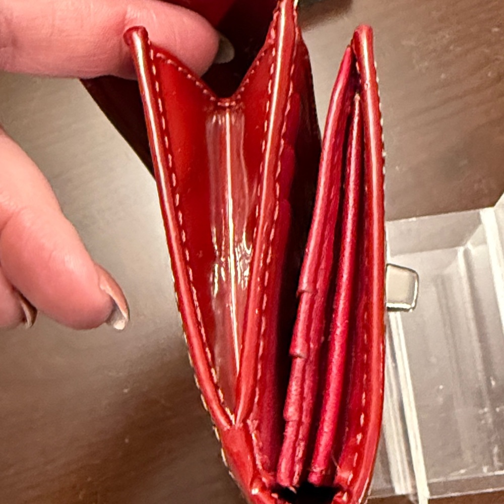 Coach Vintage Signature Embossed Patent Leather Turnlock Wallet (Color: Red) EUC - Picture 12 of 16